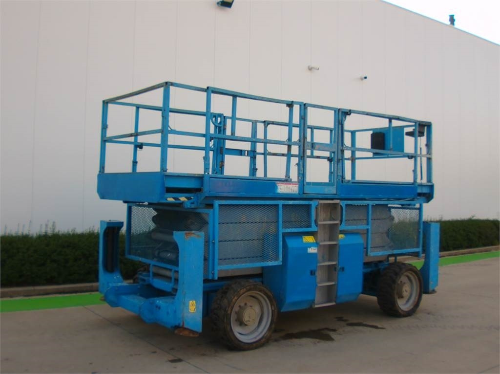 Genie GS4390RT - Plataforma de Tijera/ Plataforma de tesoura: foto 2 Genie GS4390RT - Plataforma de Tijera/ Plataforma de tesoura: foto 2