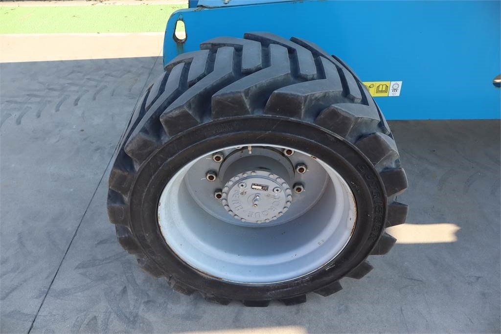 Plataforma telescópica Genie S85: foto 14 Plataforma telescópica Genie S85: foto 14