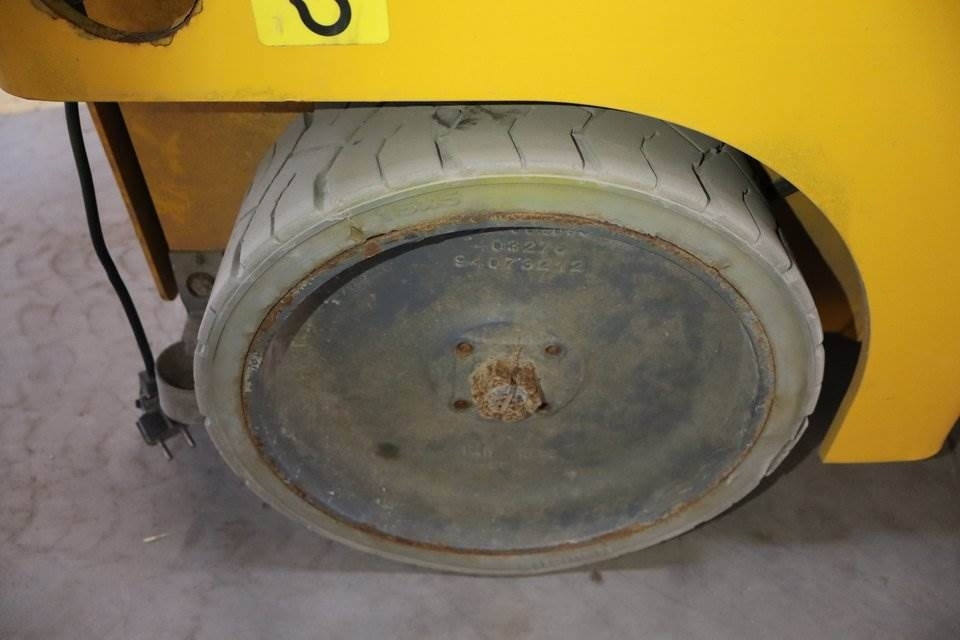 Plataforma de Tijera/ Plataforma de tesoura Haulotte Compact 14: foto 12 Plataforma de Tijera/ Plataforma de tesoura Haulotte Compact 14: foto 12