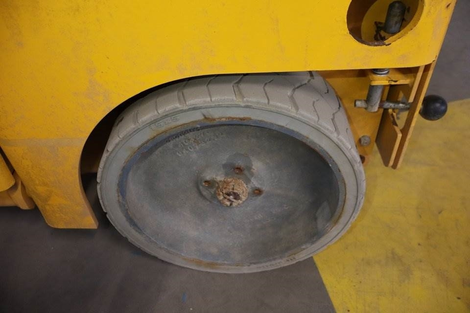 Plataforma de Tijera/ Plataforma de tesoura Haulotte Compact 14: foto 15 Plataforma de Tijera/ Plataforma de tesoura Haulotte Compact 14: foto 15