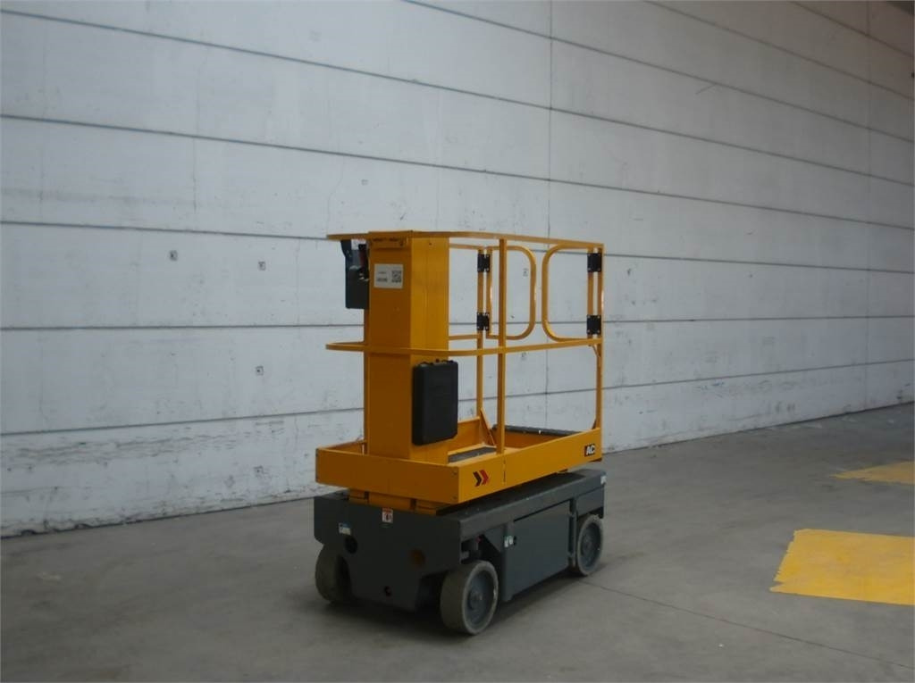 Haulotte STAR 6 - Plataforma de mastro vertical: foto 4 Haulotte STAR 6 - Plataforma de mastro vertical: foto 4