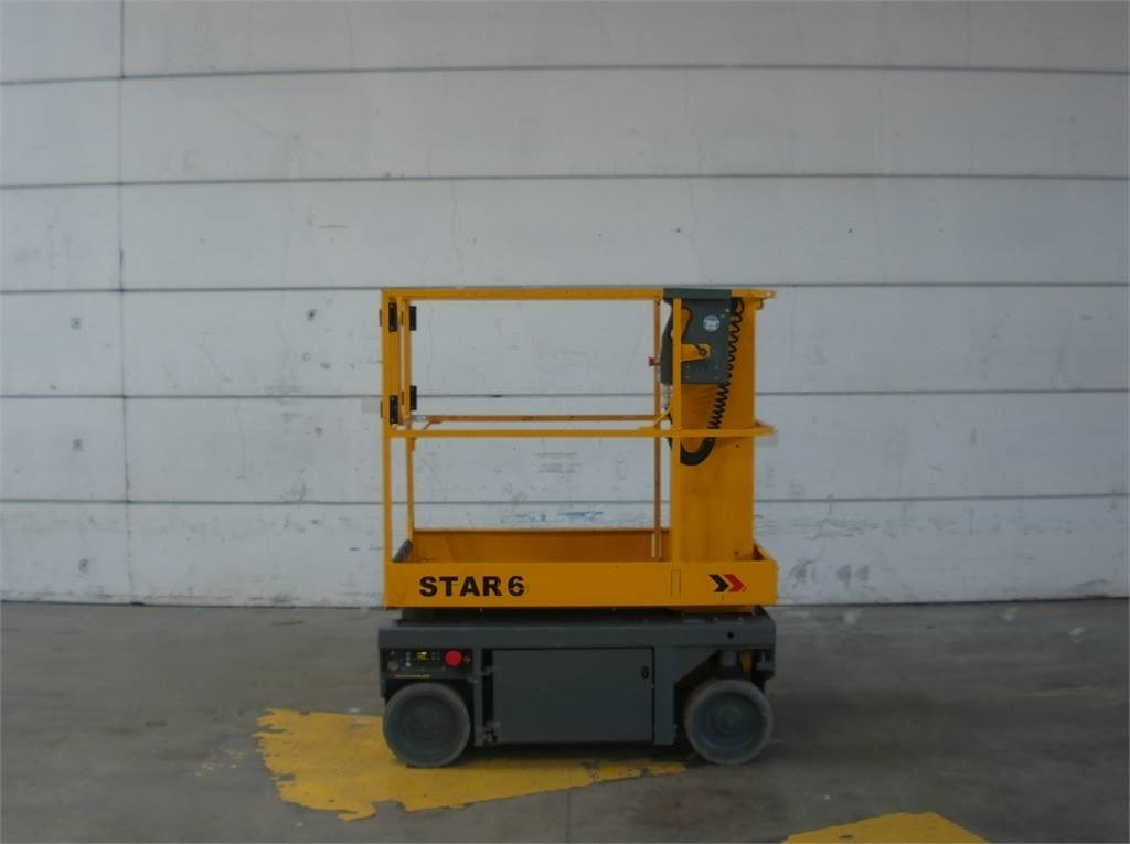 Haulotte STAR 6 - Plataforma de mastro vertical: foto 1 Haulotte STAR 6 - Plataforma de mastro vertical: foto 1