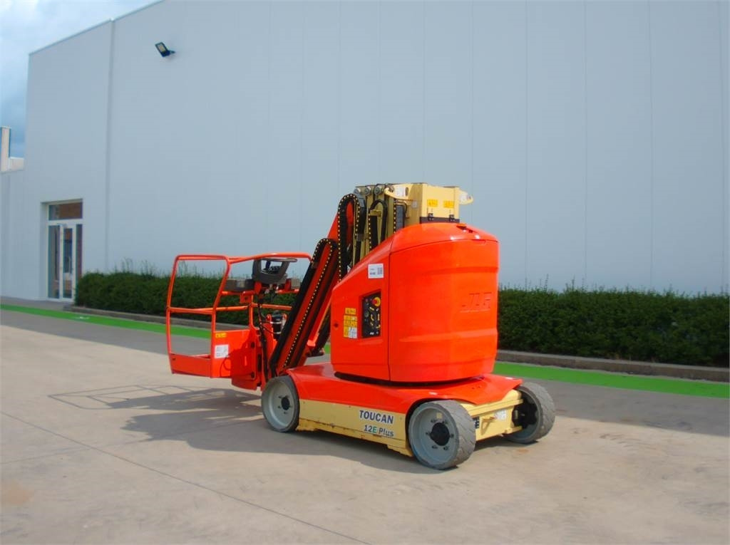 JLG Toucan 12E+  - Plataforma de mastro vertical: foto 3 JLG Toucan 12E+  - Plataforma de mastro vertical: foto 3