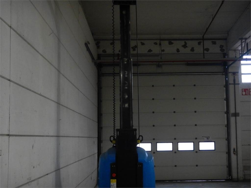 Plataforma de mastro vertical Manitou 100VJR: foto 8
