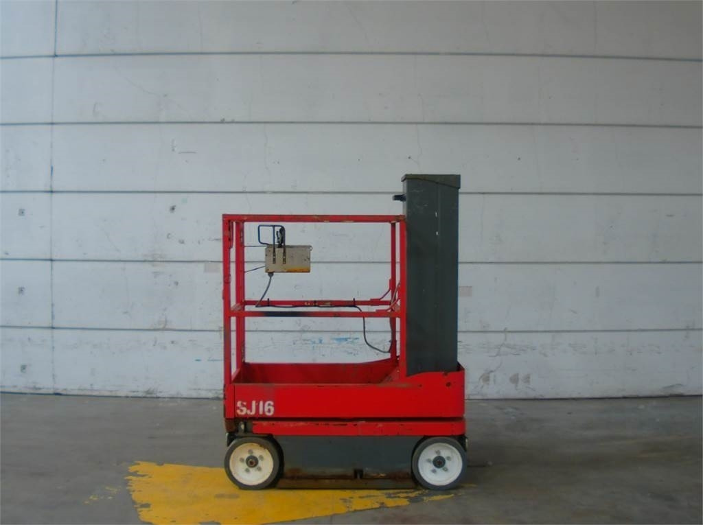 SkyJack SJ16 - Plataforma de mastro vertical: foto 1 SkyJack SJ16 - Plataforma de mastro vertical: foto 1