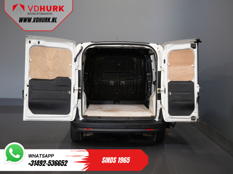 Fiat Dobló Cargo 1.3 MJ BPM VRIJ! 7x Voorraad NL Auto/ Airco/ Bluetooth/ Betimmering - Furgão compacto: foto 5 Fiat Dobló Cargo 1.3 MJ BPM VRIJ! 7x Voorraad NL Auto/ Airco/ Bluetooth/ Betimmering - Furgão compacto: foto 5