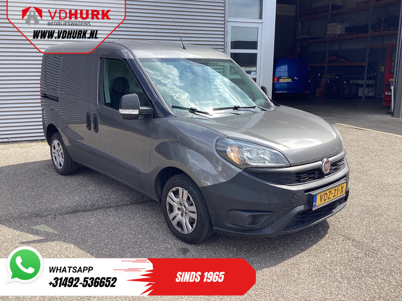Fiat Dobló Cargo 1.6 MJ 105 pk 3Pers./ Airco/ Cruise/ Navi/ Trekhaak - Furgão compacto: foto 1 Fiat Dobló Cargo 1.6 MJ 105 pk 3Pers./ Airco/ Cruise/ Navi/ Trekhaak - Furgão compacto: foto 1
