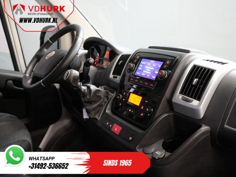 Fiat Ducato 2.3 MJ 120 pk L2H2 BPM VRIJ! Glasresteel/ Glastransporter/ Glaswagen/ Navi/ Climate/ Camera/ 2.5t Trekverm/ Imperiaal - Furgão compacto: foto 3 Fiat Ducato 2.3 MJ 120 pk L2H2 BPM VRIJ! Glasresteel/ Glastransporter/ Glaswagen/ Navi/ Climate/ Camera/ 2.5t Trekverm/ Imperiaal - Furgão compacto: foto 3