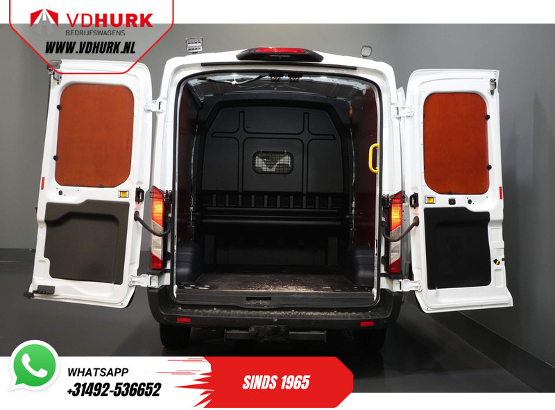 Ford Transit 2.0 TDCI 130 pk L3H2 DC Dubbel Cabine 7 Pers./ Riem V.V./ Adapt. Cruise/ CarPlay/ PDC/ Navi/ Camera/ Airco/ Trekhaak - Furgão, Carrinha cabine dupla: foto 5 Ford Transit 2.0 TDCI 130 pk L3H2 DC Dubbel Cabine 7 Pers./ Riem V.V./ Adapt. Cruise/ CarPlay/ PDC/ Navi/ Camera/ Airco/ Trekhaak - Furgão, Carrinha cabine dupla: foto 5