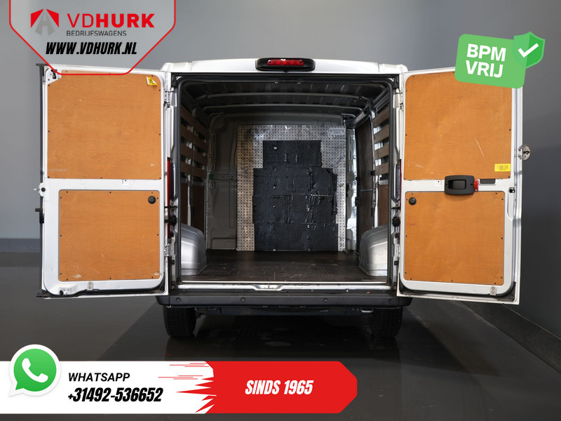 Peugeot Boxer 2.2 HDi 140 pk L2 EXPORT ONLY 3.0t Trekverm./ Navi/ Camera/ PDC/ Cruise/ Airco - Furgão: foto 5 Peugeot Boxer 2.2 HDi 140 pk L2 EXPORT ONLY 3.0t Trekverm./ Navi/ Camera/ PDC/ Cruise/ Airco - Furgão: foto 5