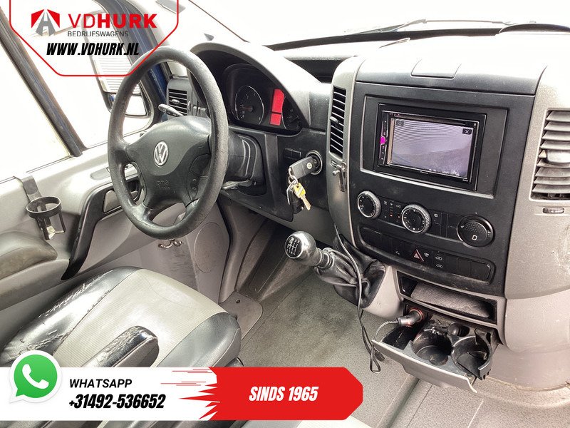 Volkswagen Crafter 2.0 TDI L2 EXPORT ONLY 3.5t Trekhaak/ Imperiaal/ Camera/ PDC/ Airco/ Cruise/ Bluetooth - Furgão: foto 3 Volkswagen Crafter 2.0 TDI L2 EXPORT ONLY 3.5t Trekhaak/ Imperiaal/ Camera/ PDC/ Airco/ Cruise/ Bluetooth - Furgão: foto 3