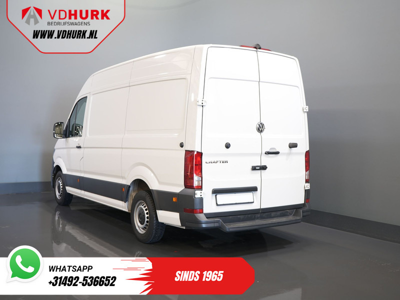 Volkswagen Crafter 35 2.0 TDI 140 pk L3H3 BPM VRIJ! 270Gr. Deuren/ Carplay/ Climate/ Camera/ Cruise - Furgão: foto 2 Volkswagen Crafter 35 2.0 TDI 140 pk L3H3 BPM VRIJ! 270Gr. Deuren/ Carplay/ Climate/ Camera/ Cruise - Furgão: foto 2