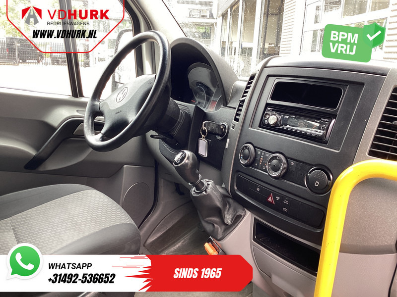 Volkswagen Crafter 35 2.0 TDI L3H2 EXPORT ONLY! €9.559 incl BTW/BPM Rolstoellift/ 9 Pers/ 9P/ Sidebars/ Rearbar/ Airco - Micro-ônibus, Furgão de passageiros: foto 3 Volkswagen Crafter 35 2.0 TDI L3H2 EXPORT ONLY! €9.559 incl BTW/BPM Rolstoellift/ 9 Pers/ 9P/ Sidebars/ Rearbar/ Airco - Micro-ônibus, Furgão de passageiros: foto 3