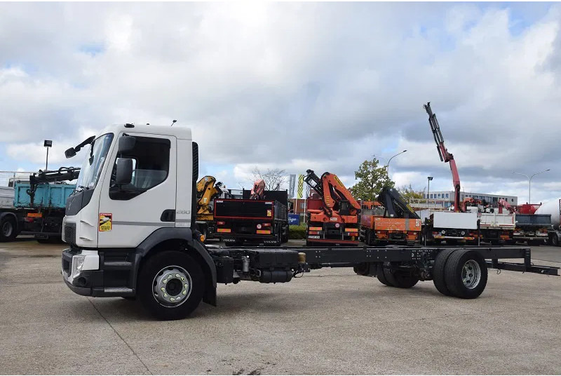 Diversen Volvo FL280 - Caminhão chassi: foto 4 Diversen Volvo FL280 - Caminhão chassi: foto 4