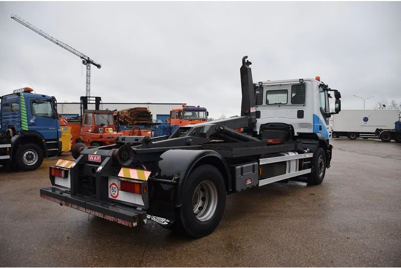 Iveco Stralis 330 - Caminhão polibenne: foto 5 Iveco Stralis 330 - Caminhão polibenne: foto 5
