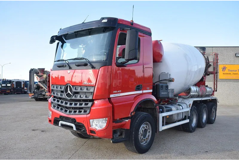 Mercedes-Benz Arocs 3640 DEBUF 9 CUB - Caminhão betoneira: foto 4 Mercedes-Benz Arocs 3640 DEBUF 9 CUB - Caminhão betoneira: foto 4
