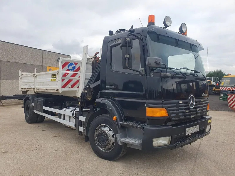 Mercedes-Benz Atego 1928 - Caminhão grua: foto 3 Mercedes-Benz Atego 1928 - Caminhão grua: foto 3