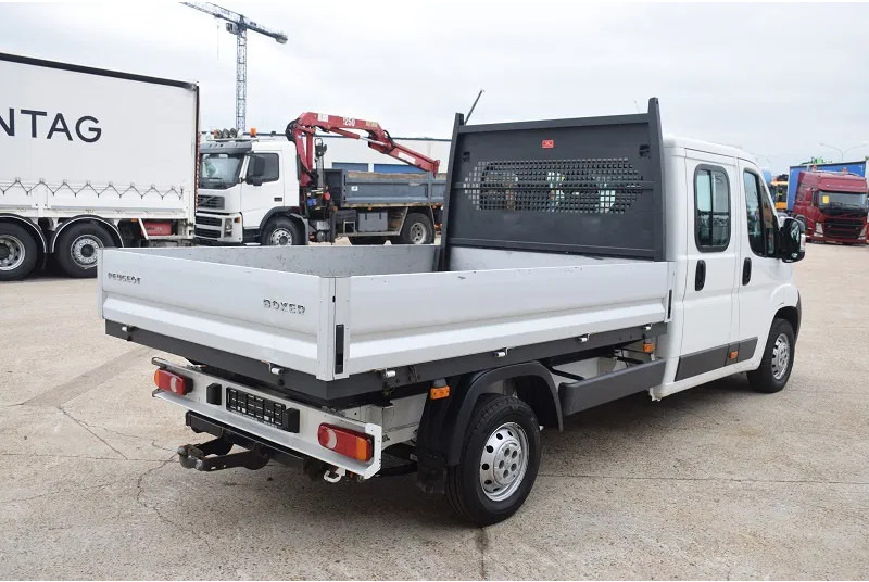 Peugeot Boxer 2.2 L -130 pk - - Furgão caixa aberta, Carrinha cabine dupla: foto 5 Peugeot Boxer 2.2 L -130 pk - - Furgão caixa aberta, Carrinha cabine dupla: foto 5