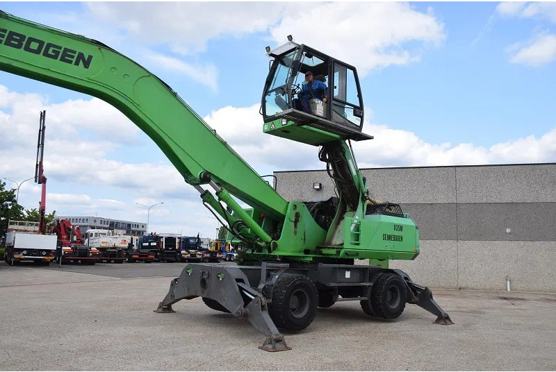 Sennebogen 835M - Escavadeira de rodas: foto 5 Sennebogen 835M - Escavadeira de rodas: foto 5