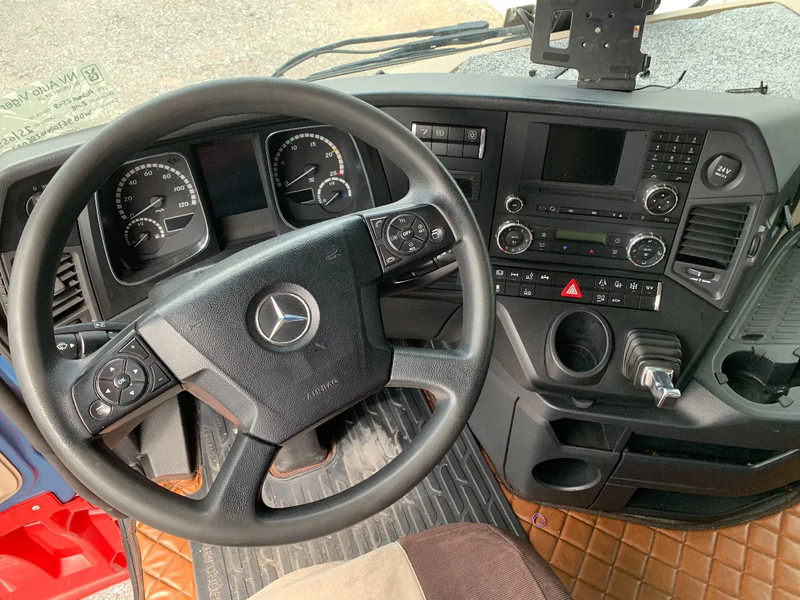 Mercedes-Benz Actros 2548 6X2 + Aanhanger*Palfinger crane*Cruise control*Airco* - Caminhão com lona, Caminhão grua: foto 3 Mercedes-Benz Actros 2548 6X2 + Aanhanger*Palfinger crane*Cruise control*Airco* - Caminhão com lona, Caminhão grua: foto 3