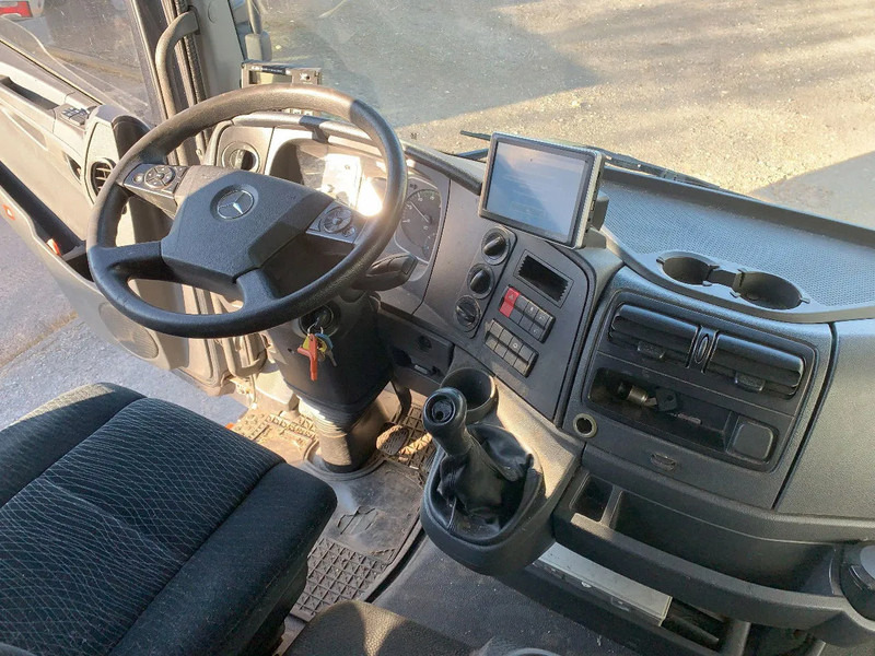 Mercedes-Benz Atego 1018 KOELING*Cruise control*Airconditioning*Geveerde bestuurdersstoel* - Caminhão furgão: foto 3 Mercedes-Benz Atego 1018 KOELING*Cruise control*Airconditioning*Geveerde bestuurdersstoel* - Caminhão furgão: foto 3