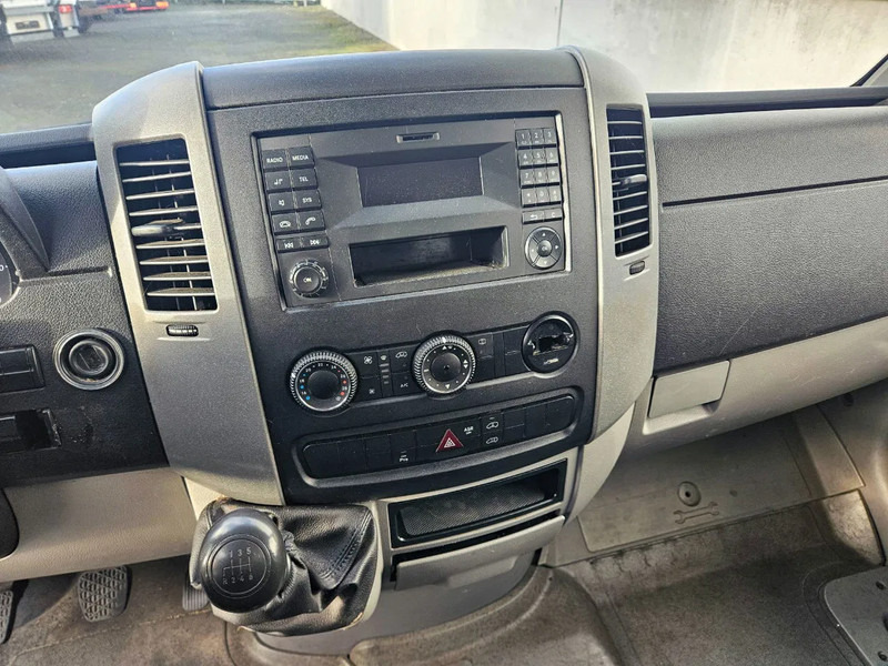 Mercedes-Benz Sprinter 313 - Carrinha frigorífica: foto 5 Mercedes-Benz Sprinter 313 - Carrinha frigorífica: foto 5