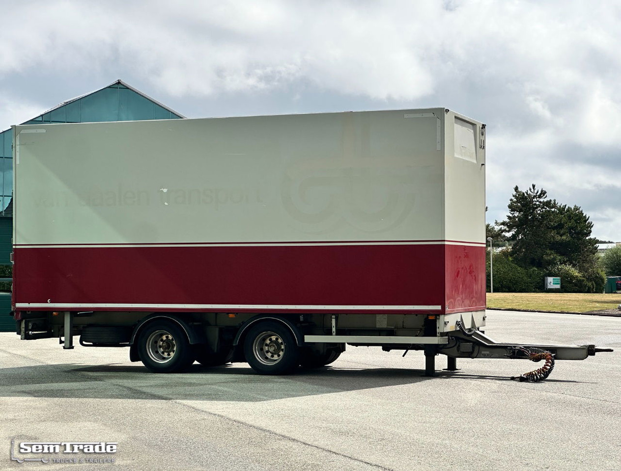 Burg 2 Axle VAN Beurden Isolated BOX TRS Cooling Good Condition Holland-Trailer - Reboque frigorífico: foto 5 Burg 2 Axle VAN Beurden Isolated BOX TRS Cooling Good Condition Holland-Trailer - Reboque frigorífico: foto 5