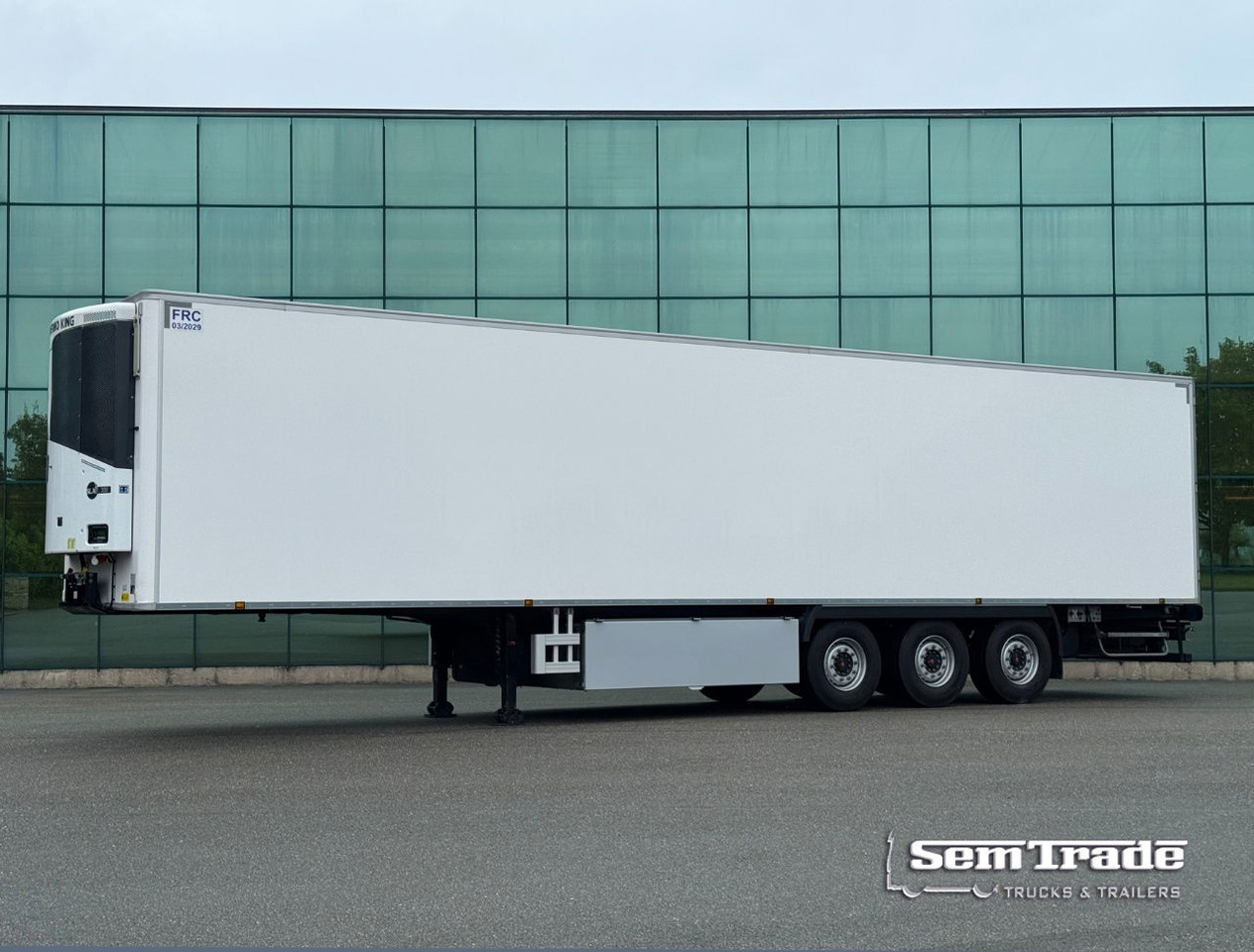 Chereau CSD3 247 CM Wide 265 CM High Thermo King SLXi300 With Only 850 Hours NEW - Semireboque frigorífico: foto 1 Chereau CSD3 247 CM Wide 265 CM High Thermo King SLXi300 With Only 850 Hours NEW - Semireboque frigorífico: foto 1