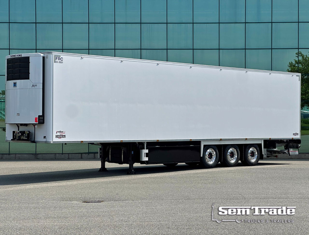 Chereau CSD3 Thermo King A-360 2.500 KG Lift 270 High 250 Wide Brand NEW - Semireboque frigorífico: foto 1 Chereau CSD3 Thermo King A-360 2.500 KG Lift 270 High 250 Wide Brand NEW - Semireboque frigorífico: foto 1