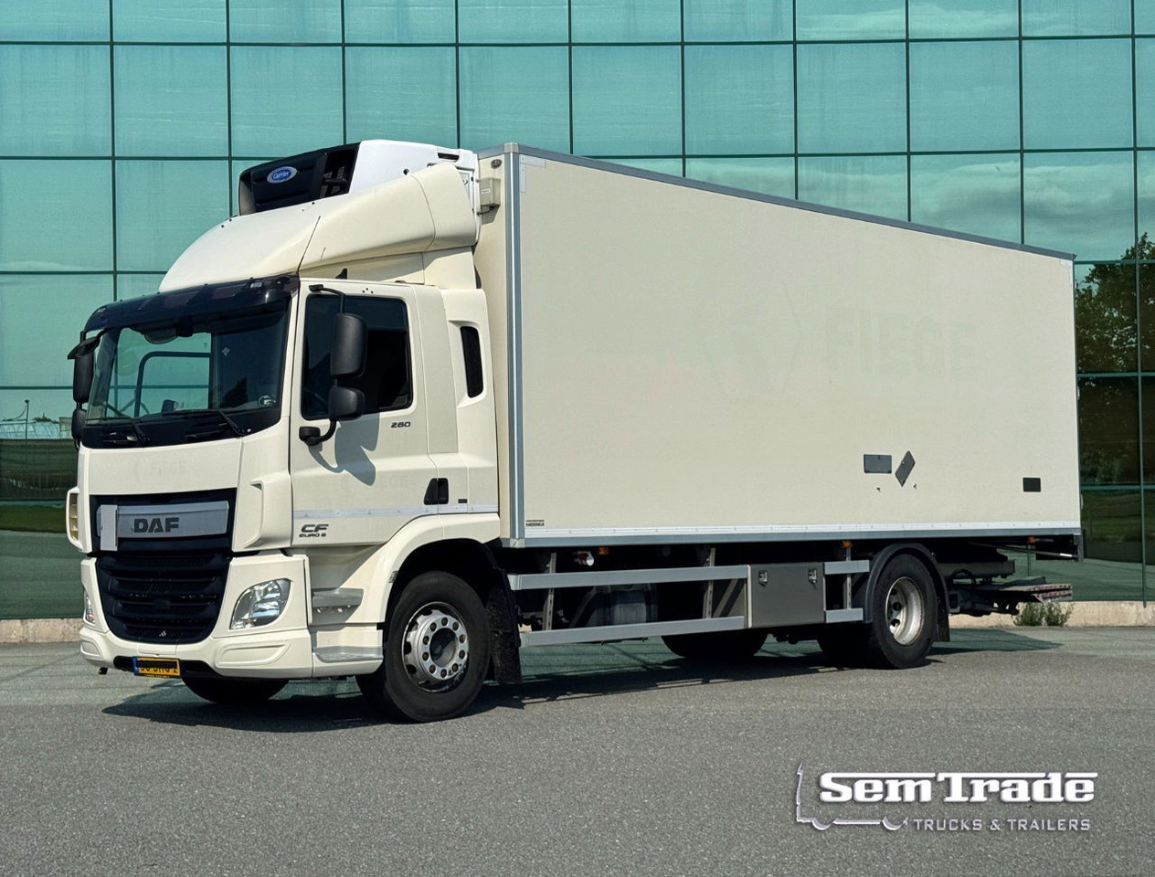 DAF CF 250 Carrier Supra 1150 Multi Temp 561.000 KM Tail Lift NL Truck - Caminhão frigorífico: foto 1 DAF CF 250 Carrier Supra 1150 Multi Temp 561.000 KM Tail Lift NL Truck - Caminhão frigorífico: foto 1