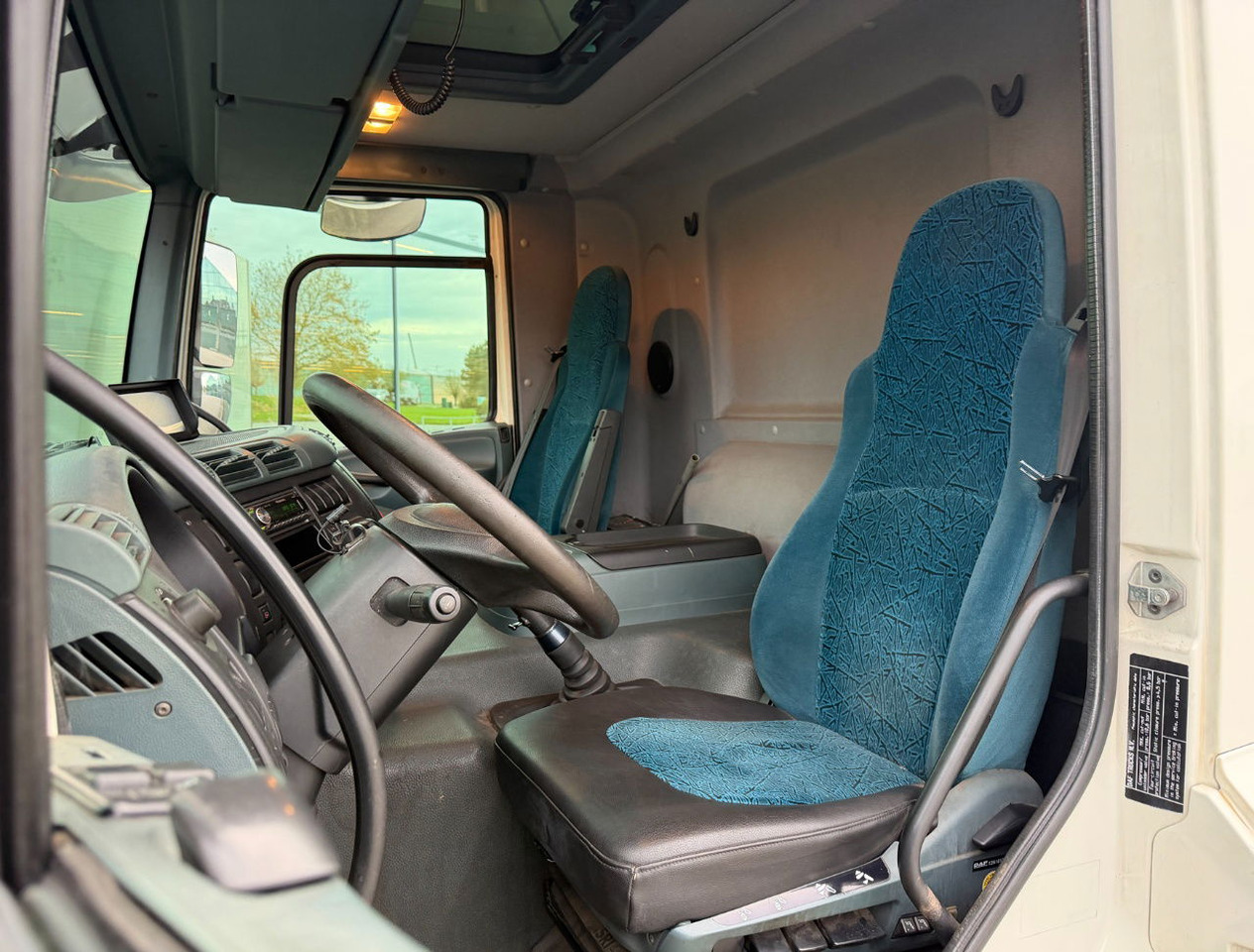 Caminhão furgão DAF CF 75.250 Euro 3 Manual Gearbox VAN Beurden Isolated BOX Tail Lift Super Condition NL-Truck: foto 7