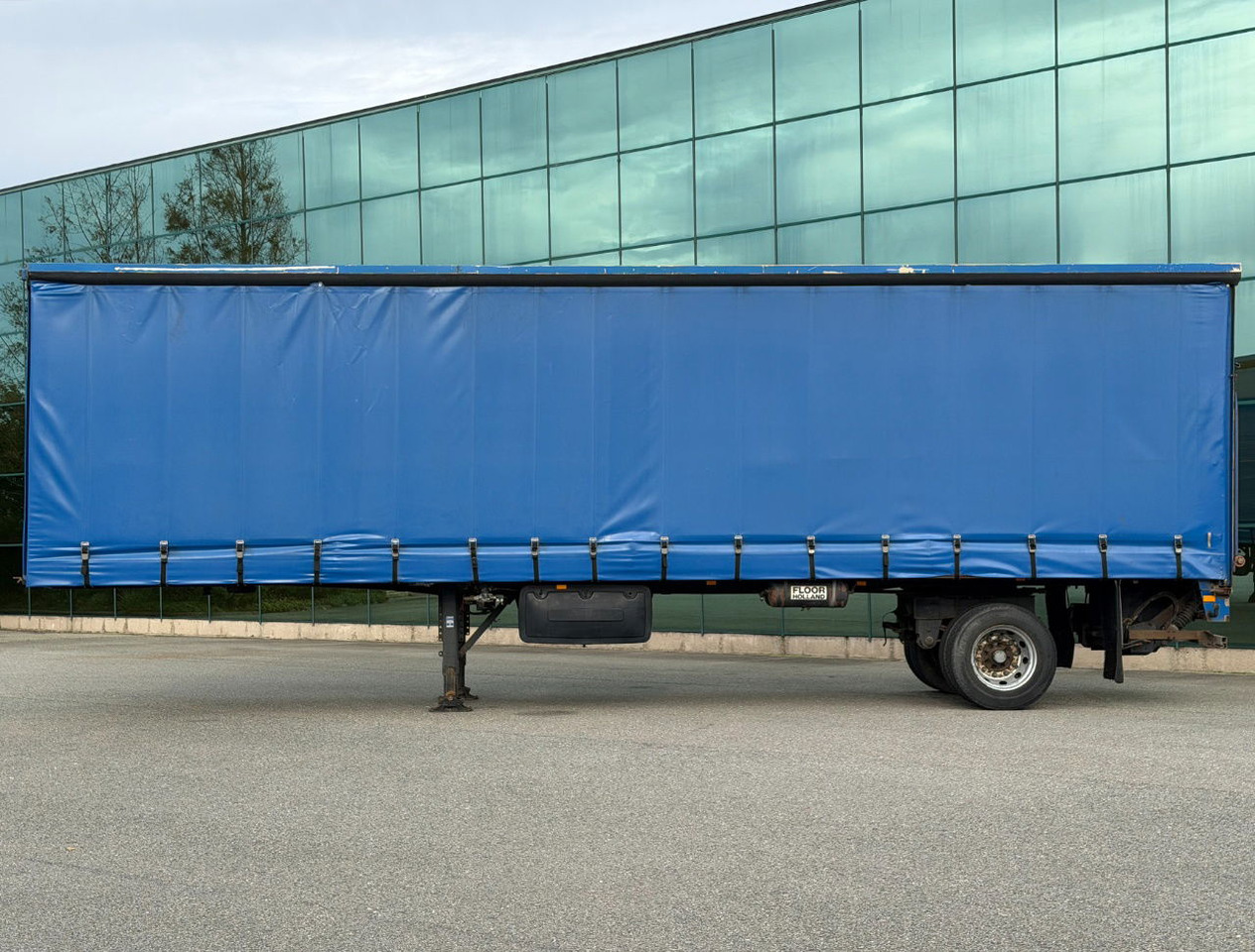 Floor FL0-12-102 City Trailer Tail Lift Good Condition Holland-Trailer - Semi-reboque de lona: foto 2 Floor FL0-12-102 City Trailer Tail Lift Good Condition Holland-Trailer - Semi-reboque de lona: foto 2