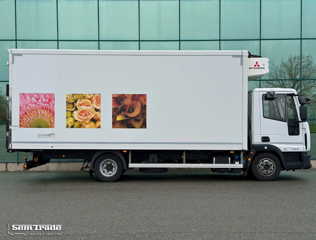 Iveco EuroCargo 75 E16 Junge Isolated BOX Mitsubishi Cooling Smart Tacho 2 TOP Condition - Caminhão frigorífico: foto 5 Iveco EuroCargo 75 E16 Junge Isolated BOX Mitsubishi Cooling Smart Tacho 2 TOP Condition - Caminhão frigorífico: foto 5