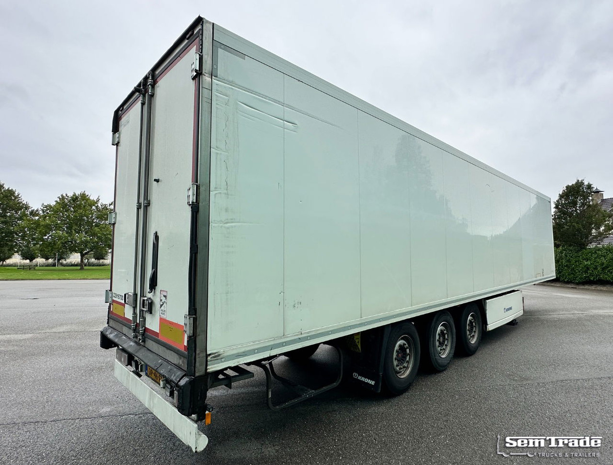 Krone TKS Thermo King SLXe Spectrum BI-Temp Lift Axle Holland-Trailer - Semireboque frigorífico: foto 5 Krone TKS Thermo King SLXe Spectrum BI-Temp Lift Axle Holland-Trailer - Semireboque frigorífico: foto 5
