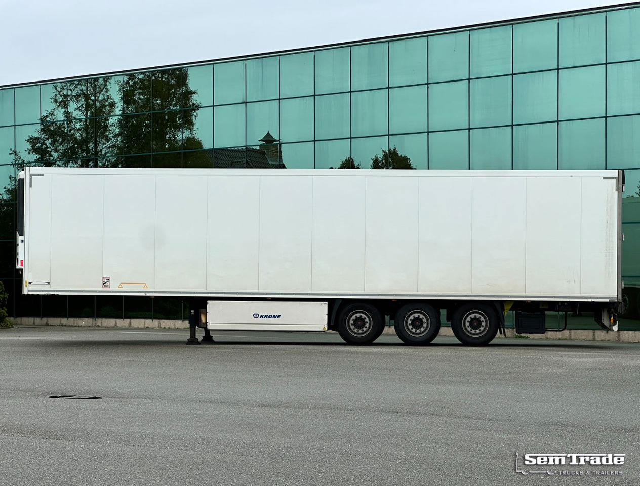 Krone TKS Thermo King SLXe Spectrum BI-Temp Lift Axle Holland-Trailer - Semireboque frigorífico: foto 2 Krone TKS Thermo King SLXe Spectrum BI-Temp Lift Axle Holland-Trailer - Semireboque frigorífico: foto 2
