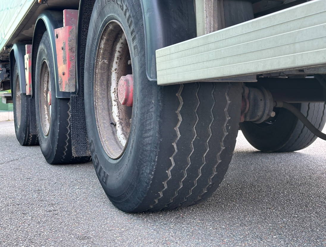 Semireboque frigorífico Renders Chereau Carrier Maxima 1300 Steering Axle Tail Lift Belgium Trailer: foto 14