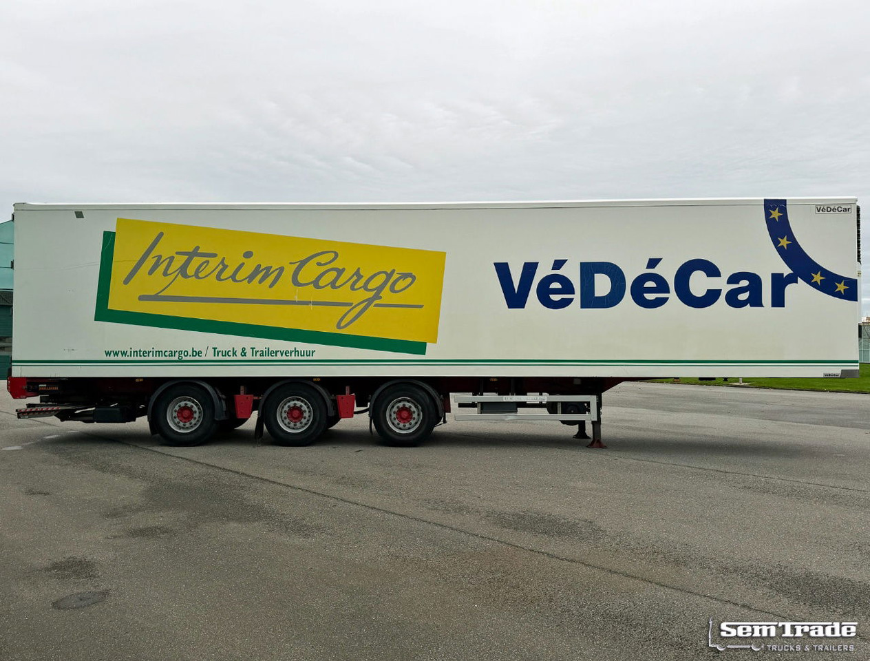 Renders VÉDÉCAR Carrier Maxima 1300 2X Steering Axle Tail Lift Belgium-Trailer - Semireboque frigorífico: foto 5 Renders VÉDÉCAR Carrier Maxima 1300 2X Steering Axle Tail Lift Belgium-Trailer - Semireboque frigorífico: foto 5
