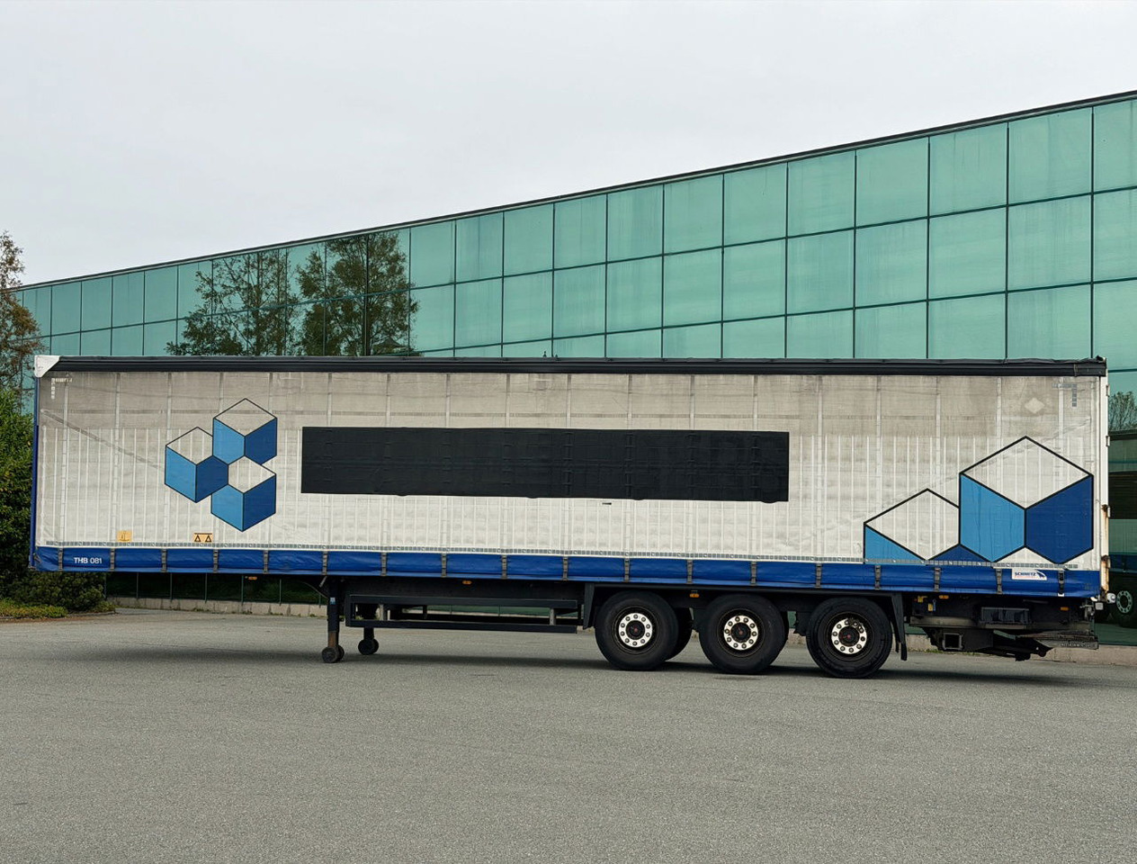 Schmitz Cargobull SCBS3T Disc Brakes Galvanised Chassis 2.000 KG Lift NL Trailer - Semi-reboque de lona: foto 2 Schmitz Cargobull SCBS3T Disc Brakes Galvanised Chassis 2.000 KG Lift NL Trailer - Semi-reboque de lona: foto 2
