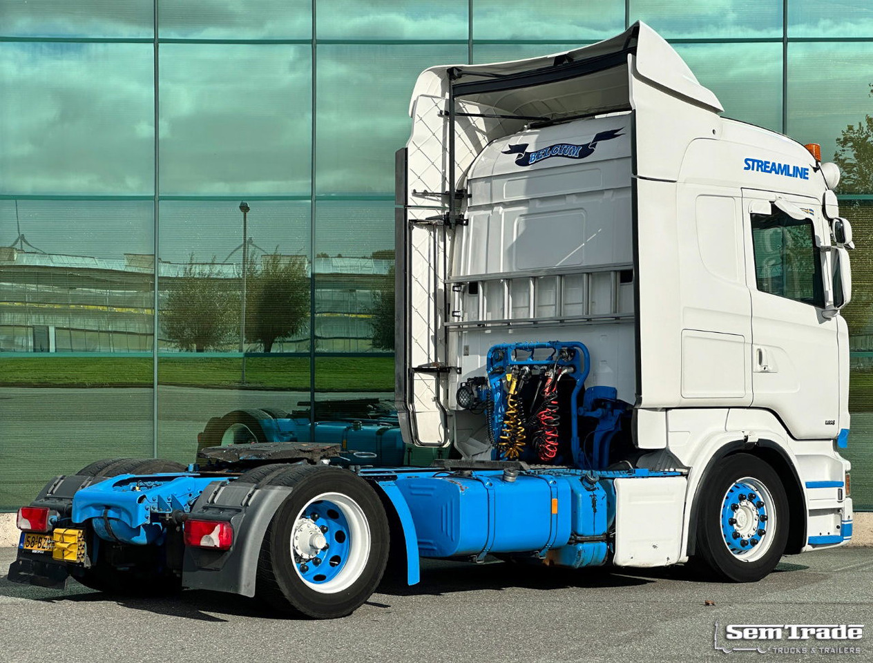 Scania R410 LOW Deck Retarder Full AIR 2x Tanks Park Cooling TOP Condition - Tractor: foto 4 Scania R410 LOW Deck Retarder Full AIR 2x Tanks Park Cooling TOP Condition - Tractor: foto 4