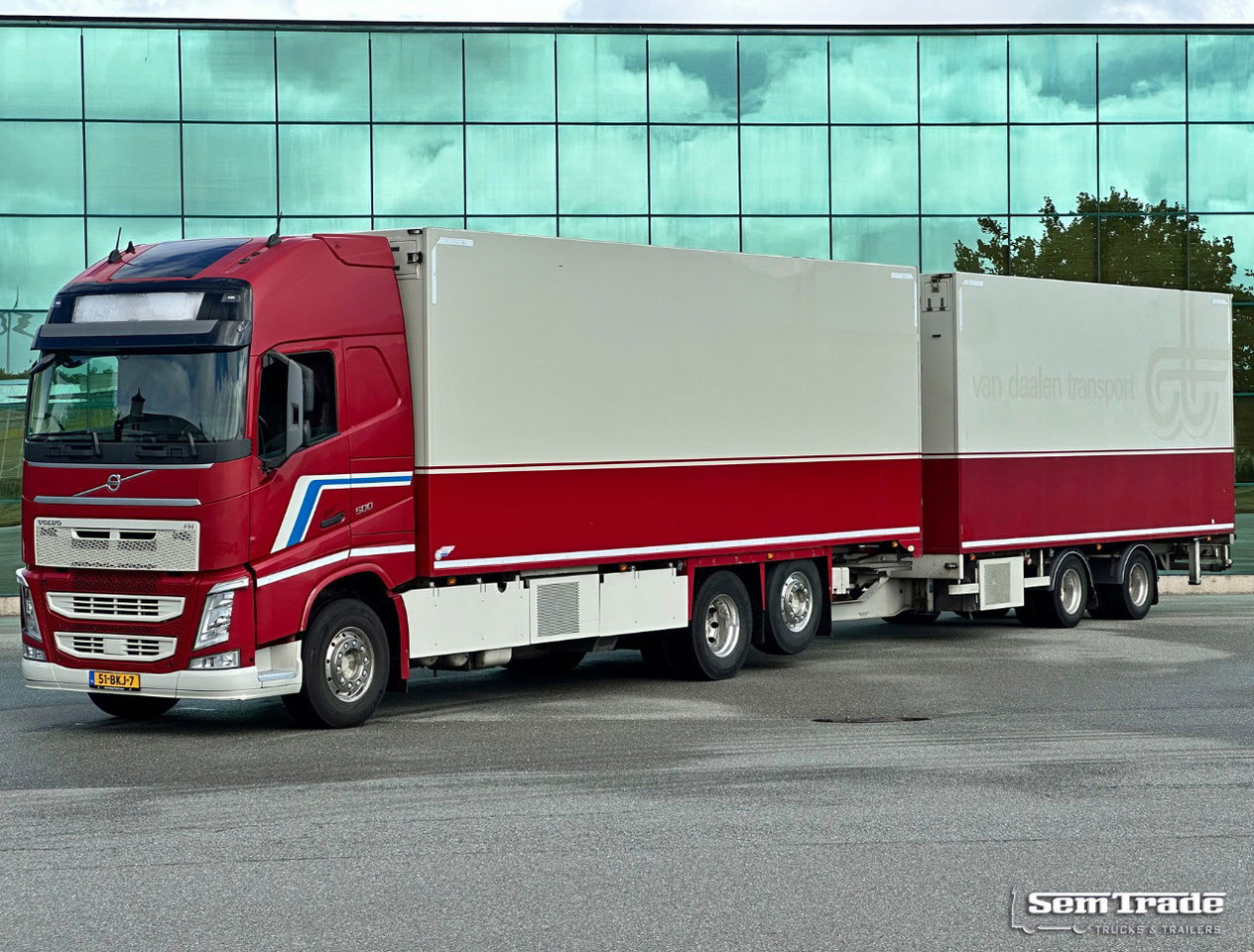Volvo FH 500 I-Park Cool VAN Beurden Isolated Boxes Tail Lift TRS CoolING TOP Condition Holland-Combi - Caminhão frigorífico: foto 1 Volvo FH 500 I-Park Cool VAN Beurden Isolated Boxes Tail Lift TRS CoolING TOP Condition Holland-Combi - Caminhão frigorífico: foto 1