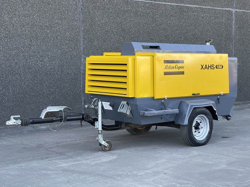 Atlas-Copco XAHS 186 DD - N - Compressor de ar: foto 1 Atlas-Copco XAHS 186 DD - N - Compressor de ar: foto 1