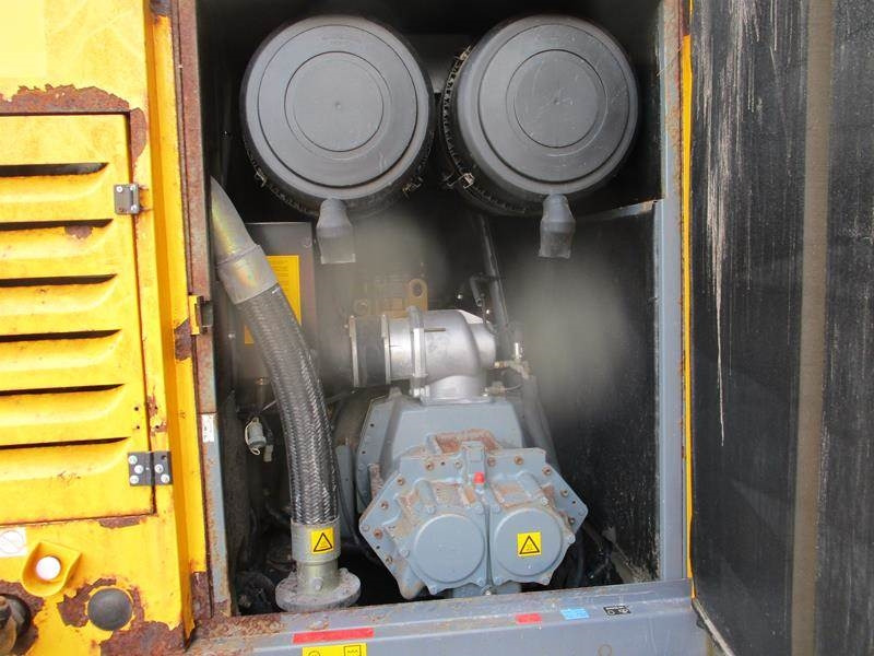 Atlas-Copco XAHS 336 CD - Compressor de ar: foto 3 Atlas-Copco XAHS 336 CD - Compressor de ar: foto 3