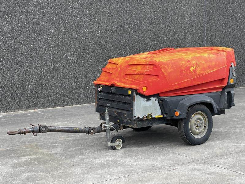 Atlas-Copco XAS 57 DD - Compressor de ar: foto 1 Atlas-Copco XAS 57 DD - Compressor de ar: foto 1