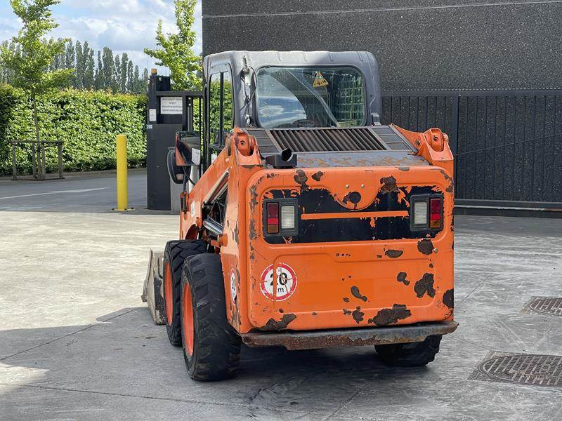 Bobcat S 450 - Carregadeira de rodas: foto 5 Bobcat S 450 - Carregadeira de rodas: foto 5