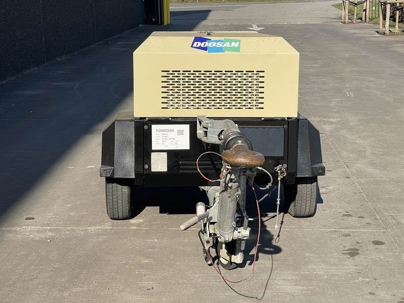 Doosan 7 / 41 - N - Compressor de ar: foto 2 Doosan 7 / 41 - N - Compressor de ar: foto 2