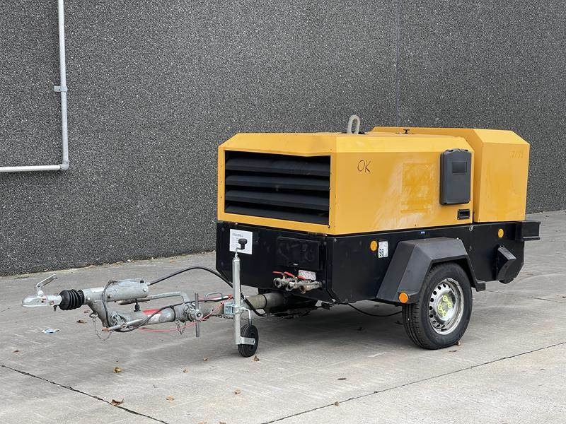 Doosan 7 / 51 - Compressor de ar: foto 1 Doosan 7 / 51 - Compressor de ar: foto 1