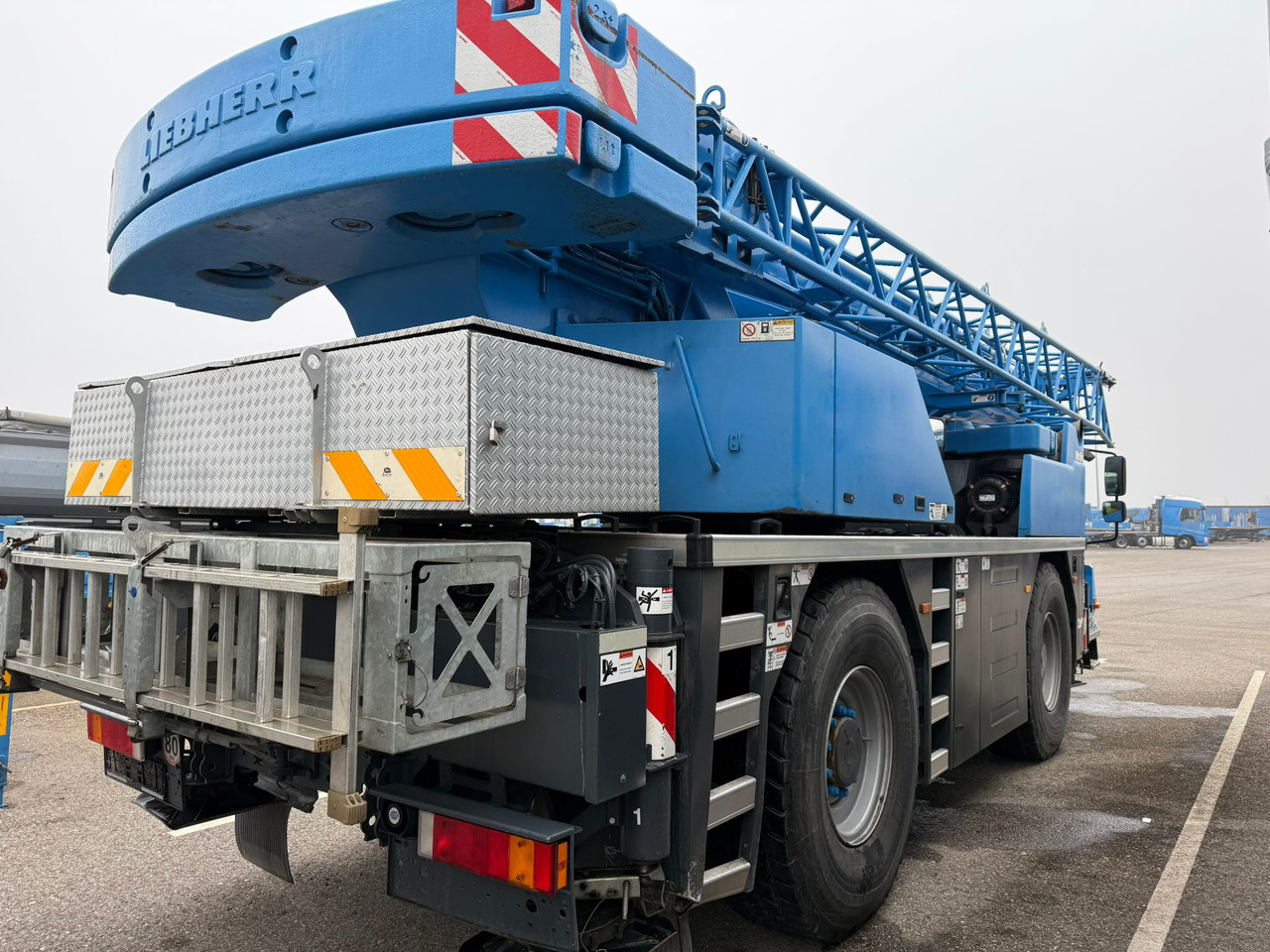 LIEBHERR LTM 1030-2.1 - Guindaste móvel: foto 3 LIEBHERR LTM 1030-2.1 - Guindaste móvel: foto 3