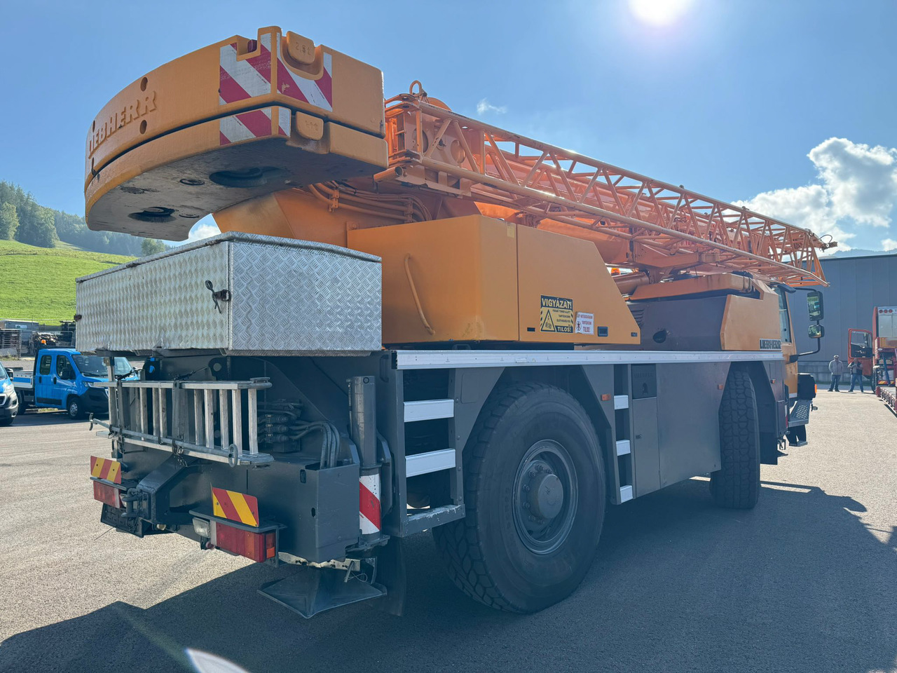 LIEBHERR LTM 1030/2 - Guindaste móvel: foto 2 LIEBHERR LTM 1030/2 - Guindaste móvel: foto 2