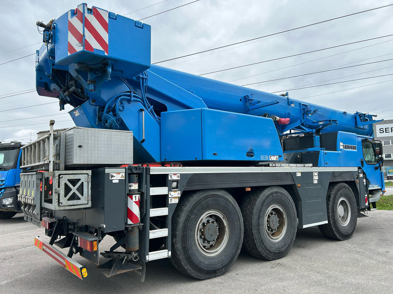 LIEBHERR LTM 1050-3.1 - Guindaste móvel: foto 2 LIEBHERR LTM 1050-3.1 - Guindaste móvel: foto 2