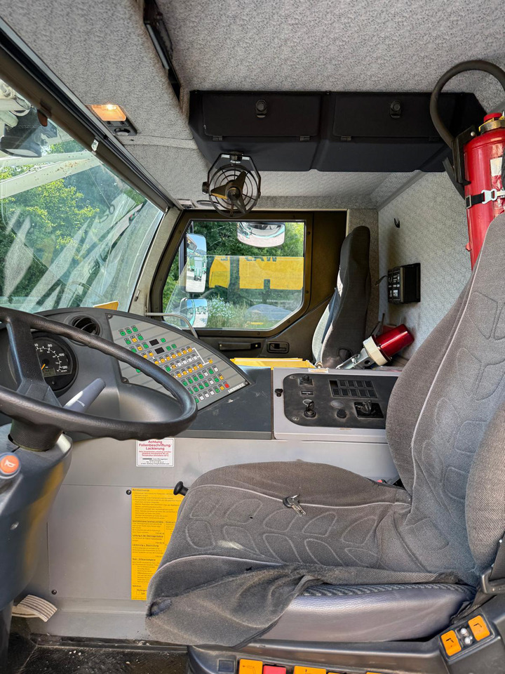 LIEBHERR LTM 1100-5.2 - Guindaste móvel: foto 5 LIEBHERR LTM 1100-5.2 - Guindaste móvel: foto 5